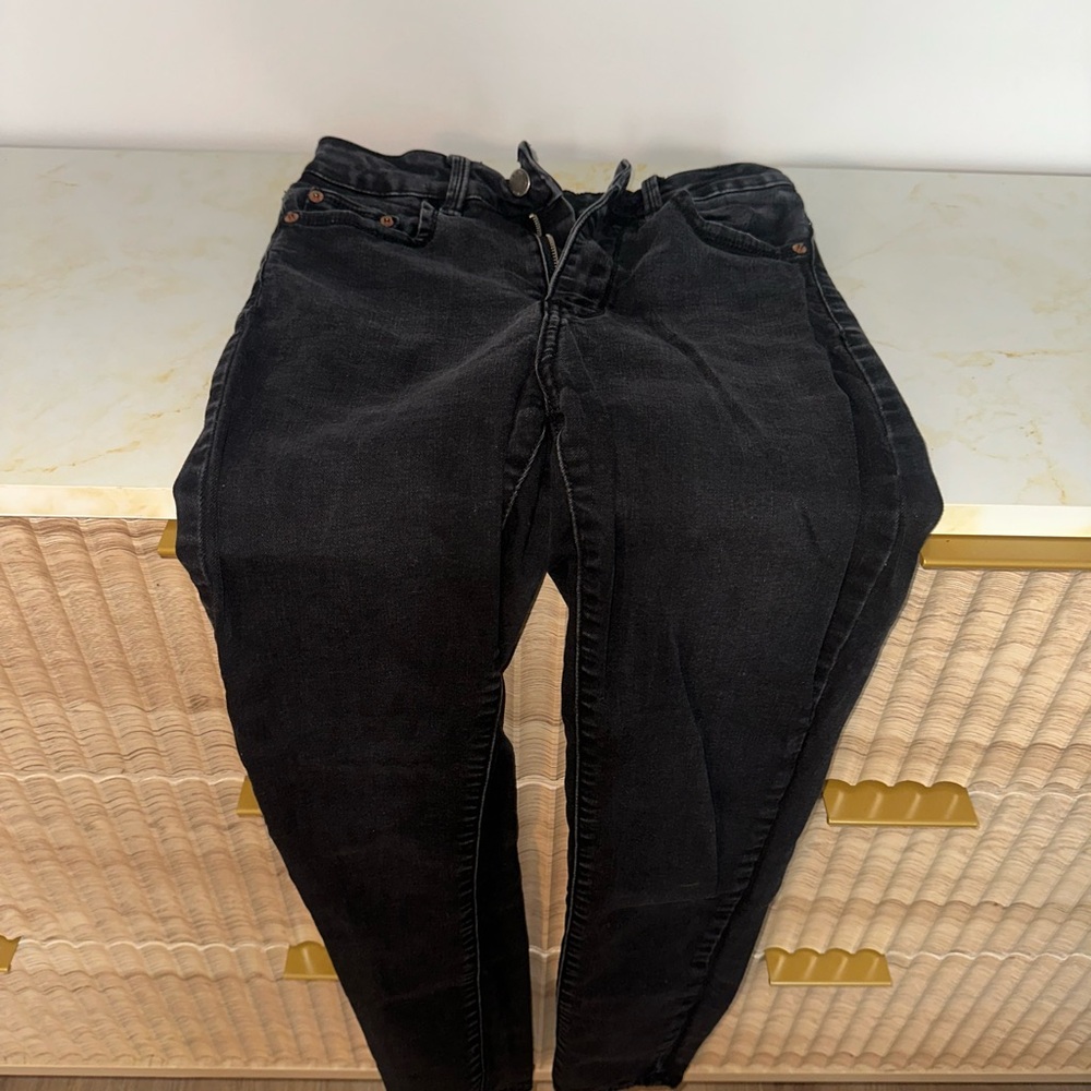 Black Skinny Jeans